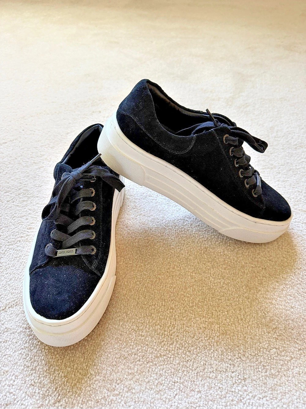 J/Slodes Women's Black Platform Sneakers US 8